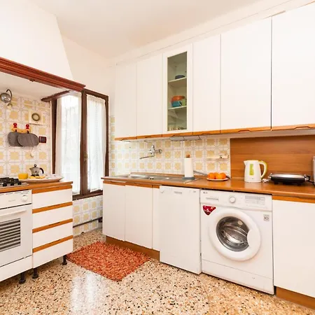 Ca' Alle Gondolette Apartment