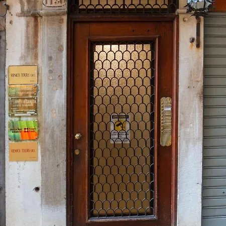 Apartment Ca' Alle Gondolette Venice